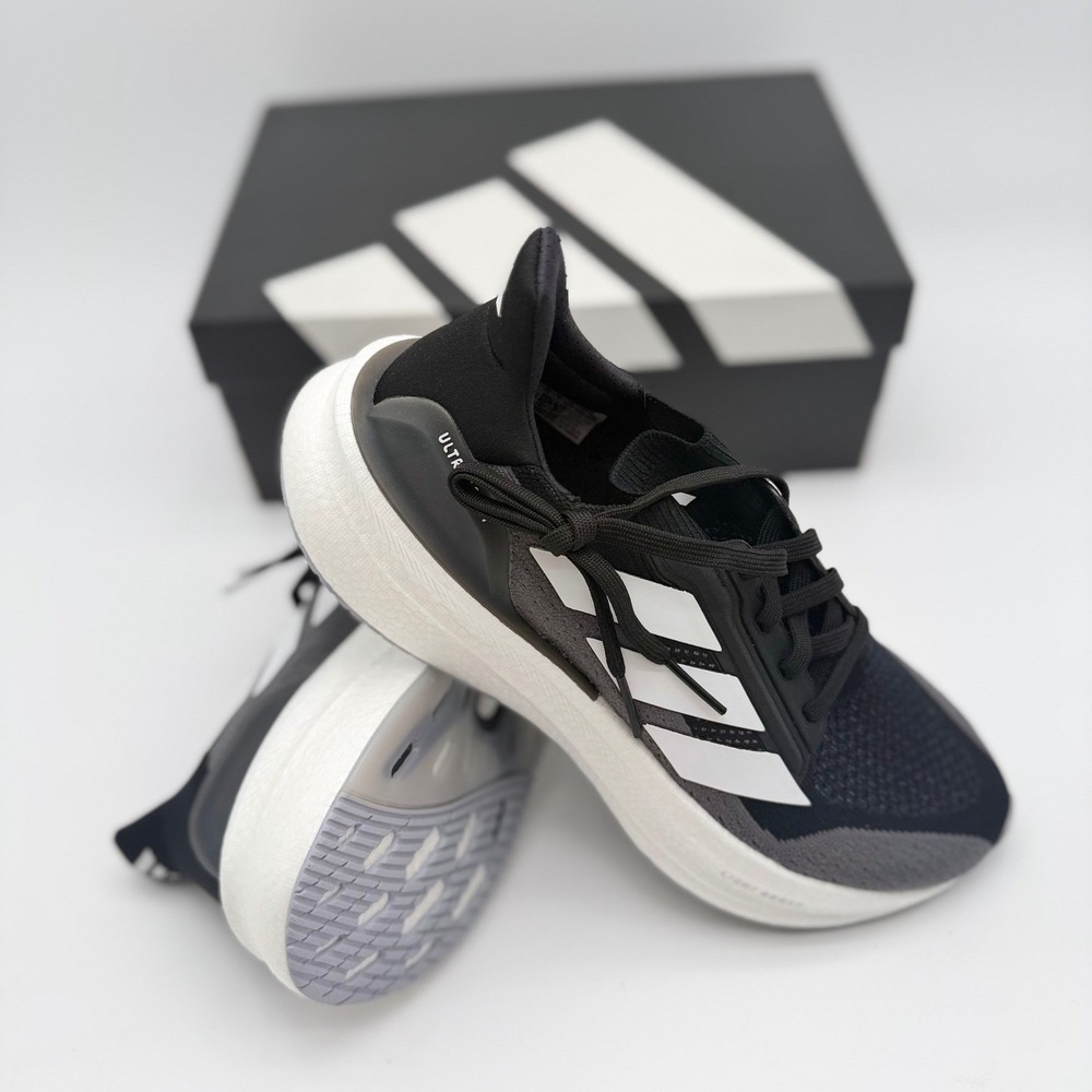 Adidas Ultraboost 5X Road  Running Shoe   Black White Mens 10.5 Women Size 11.5